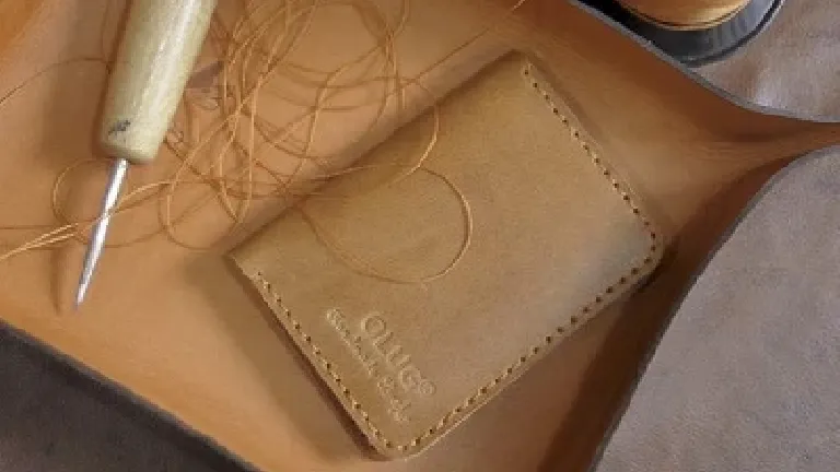 Top 3 shop bán ví da handmade Nam/ Nữ đẹp - độc nhất HCM